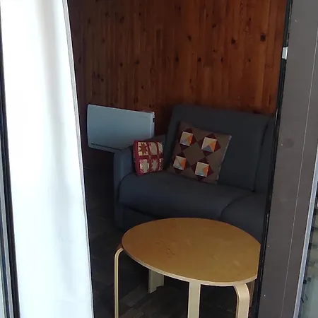 Moderne 4 Pers Au Coeur De Avec Parking - Fr-1-814-184 * Super Besse